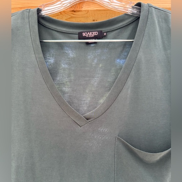 Soaked Stitchfix Green V Neck Short Sleeve Pocket Raw Hem Tee Shirt medium - Picture 8 of 17